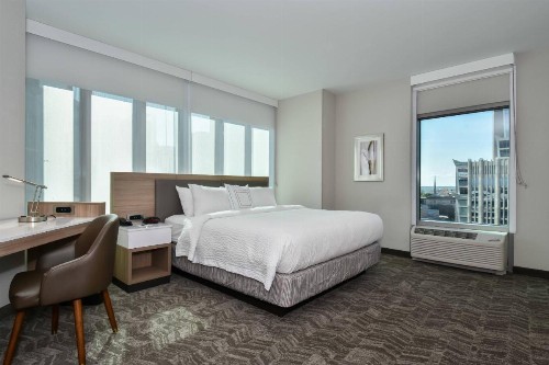 SpringHill Suites by Marriott Charlotte Uptown - image 9