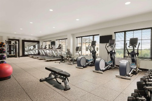 Hilton Garden Inn Charlotte Southpark - image 12