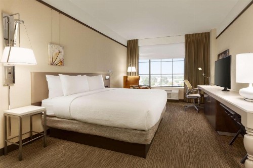Hilton Garden Inn Charlotte Southpark - image 16