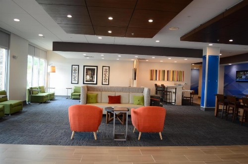 Holiday Inn Express & Suites - Charlotte NE - University Area an IHG Hotel - image 31