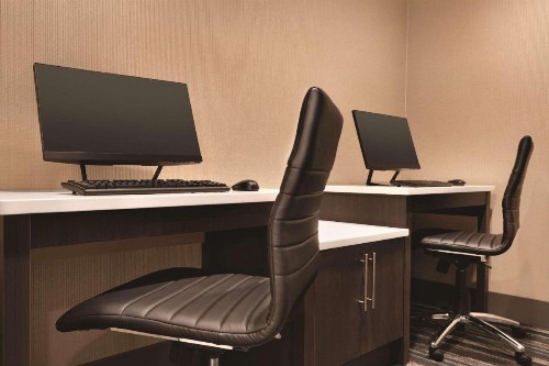 Radisson Hotel Charlotte Airport - image 16