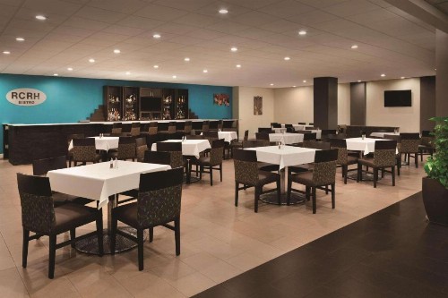 Radisson Hotel Charlotte Airport - image 20