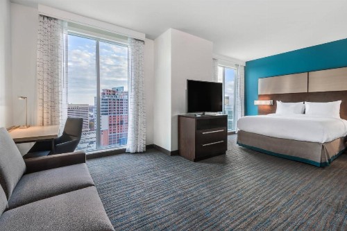 Residence Inn by Marriott Charlotte City Center - image 9