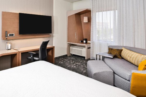 Courtyard by Marriott Charlotte Northlake - image 9