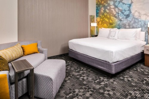 Courtyard by Marriott Charlotte Northlake