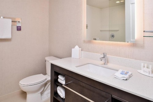 Residence Inn by Marriott Charlotte Northlake - image 10