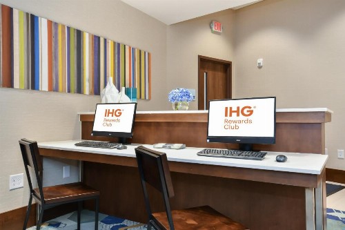 Holiday Inn Express & Suites Charlotte - Ballantyne an IHG Hotel - image 18