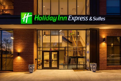 Holiday Inn Express & Suites - Charlotte - South End an IHG Hotel - image 10