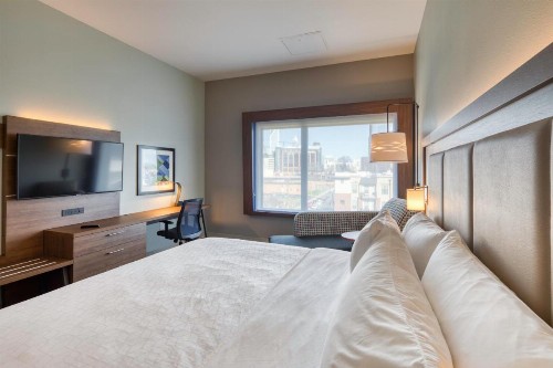Holiday Inn Express & Suites - Charlotte - South End an IHG Hotel - image 42