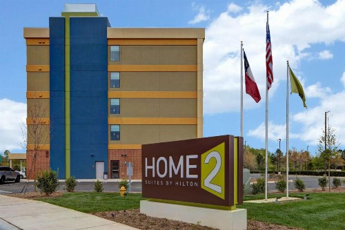Home2 Suites By Hilton Charlotte Northlake - image 22