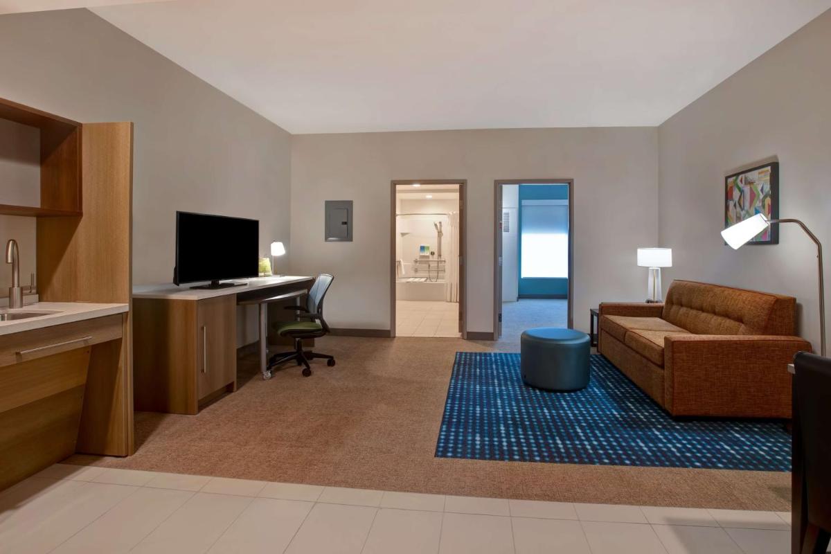 Home2 Suites By Hilton Charlotte Northlake - image 6