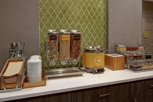 Home2 Suites By Hilton Charlotte Uptown - image 13