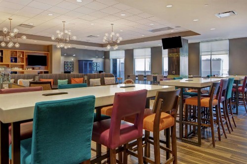 Home2 Suites By Hilton Charlotte Uptown - image 14