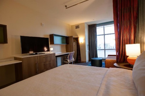 Home2 Suites By Hilton Charlotte Uptown - image 21