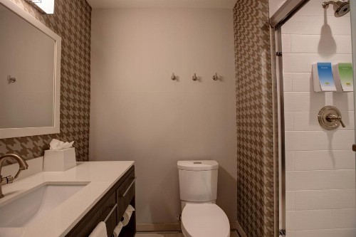 Home2 Suites By Hilton Charlotte Uptown - image 32