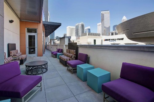 Home2 Suites By Hilton Charlotte Uptown - image 42