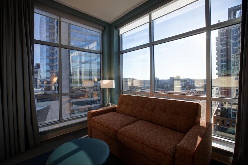 Home2 Suites By Hilton Charlotte Uptown - image 6