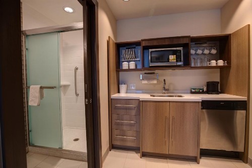 Home2 Suites By Hilton Charlotte Uptown - image 8