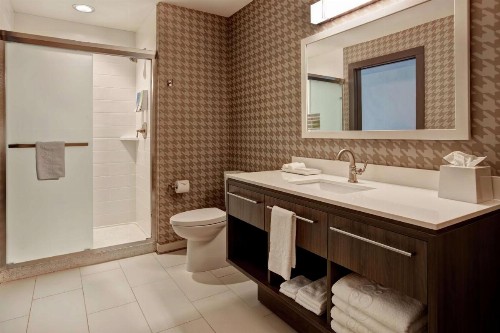 Home2 Suites By Hilton Charlotte Uptown - image 9