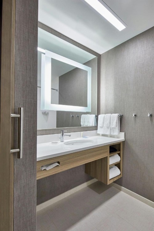 SpringHill Suites by Marriott Charlotte at Carowinds - image 16