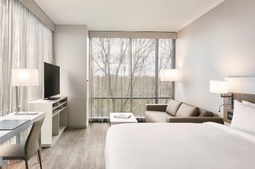 AC Hotel Charlotte SouthPark - image 2
