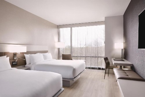 AC Hotel Charlotte SouthPark - image 9