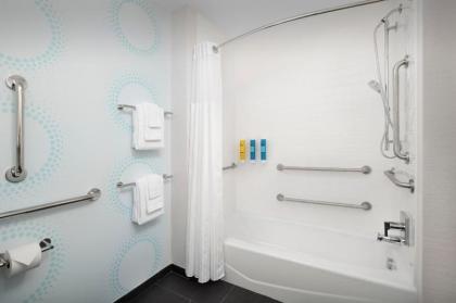 tru By Hilton Charlotte Airport Lake Pointe Charlotte