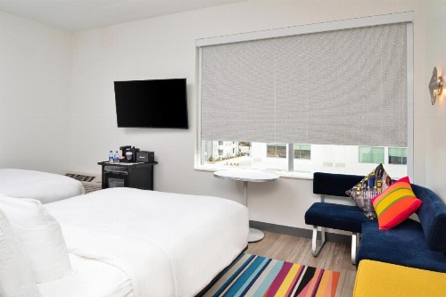 Aloft Charlotte Airport - image 14