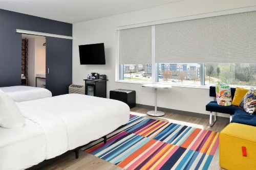 Aloft Charlotte Airport - image 21