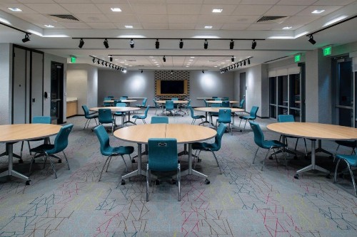 Aloft Charlotte Airport - image 34