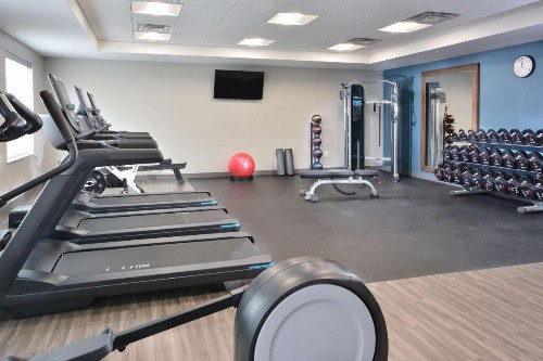 Hampton Inn & Suites Charlotte Northlake - image 15