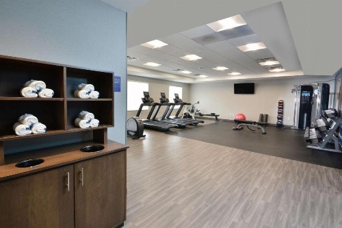 Hampton Inn & Suites Charlotte Northlake - image 17