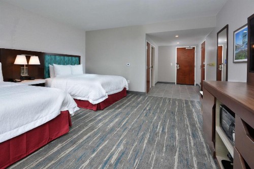 Hampton Inn & Suites Charlotte Northlake - image 20