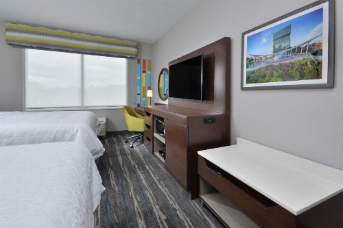 Hampton Inn & Suites Charlotte Northlake - image 23