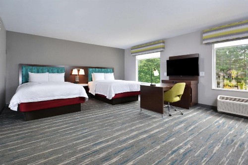 Hampton Inn & Suites Charlotte Northlake - image 28