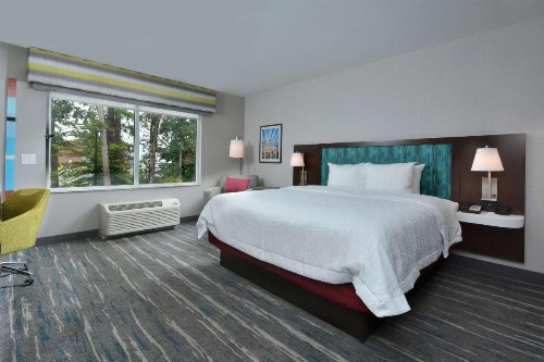 Hampton Inn & Suites Charlotte Northlake - image 48