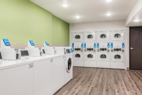 WoodSpring Suites Charlotte - University Research Park - image 13