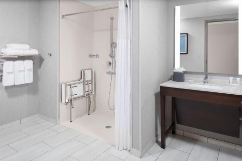 Hyatt Place Charlotte University - image 11