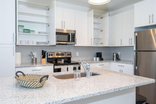 Viagem Bright & Cozy 1BR in New Complex - image 9