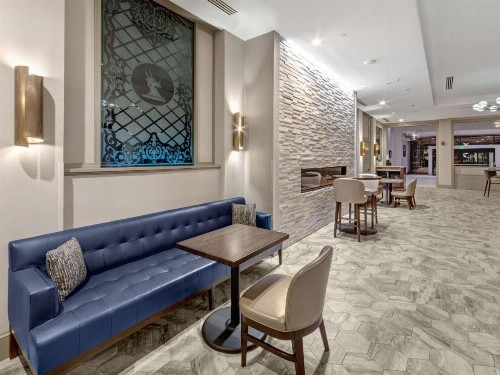 DoubleTree by Hilton Charlottesville - image 14