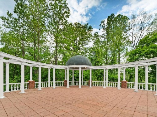 DoubleTree by Hilton Charlottesville - image 4