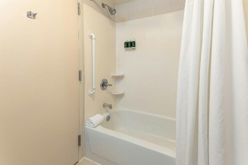 Courtyard by Marriott Charlottesville - University Medical Center - image 24