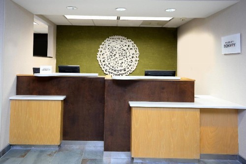 Fairfield Inn & Suites by Marriott Charlottesville North - image 23