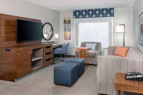 Hampton Inn & Suites Charlottesville at the University - image 28