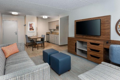 Hampton Inn & Suites Charlottesville at the University - image 31