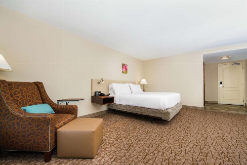Hilton Garden Inn Charlottesville - image 19