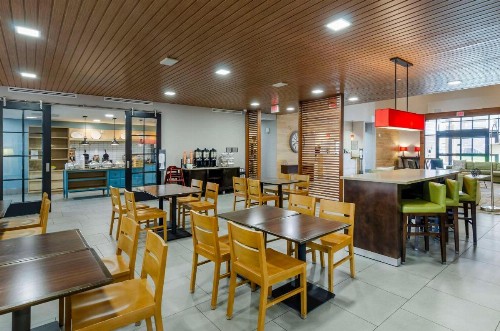 Country Inn & Suites by Radisson Charlottesville-UVA VA - image 43