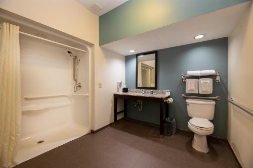 Sleep Inn & Suites Monticello - image 25