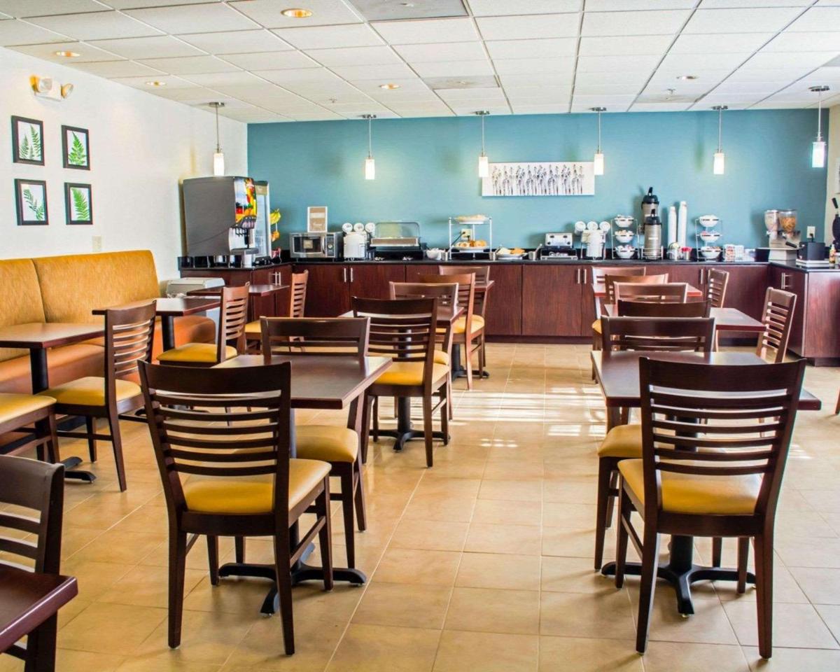 Sleep Inn & Suites Monticello - image 3