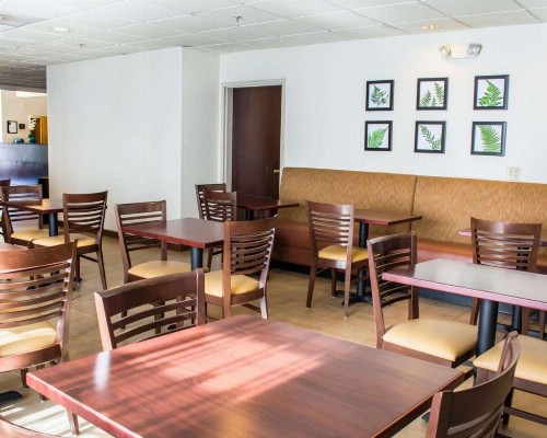 Sleep Inn & Suites Monticello - image 41